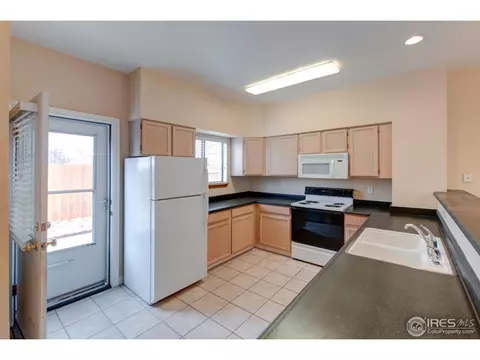 5273 Estes Cir, Arvada, CO 80002 photo 8