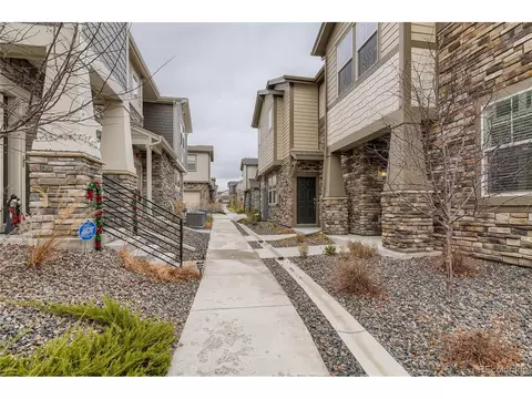 24906 E Calhoun Pl #B, Aurora, CO 80016 photo 2