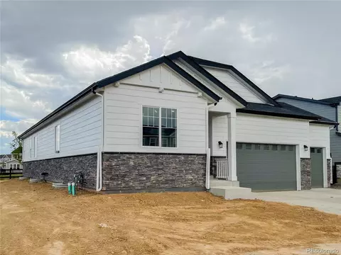 27656 E Archer Ave, Aurora, CO 80018 photo 2
