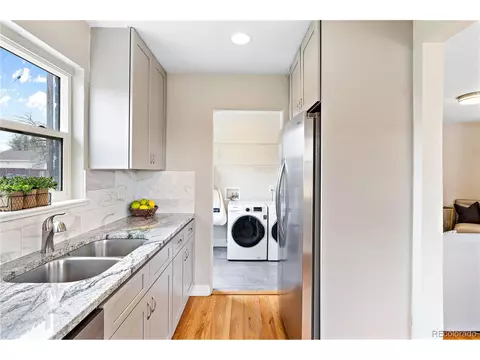 5194 E 33rd Ave, Denver, CO 80207 photo 9