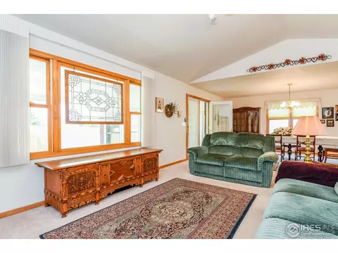 110 Sioux Dr, Berthoud, CO 80513 photo 2