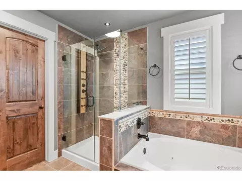 Bath - 7243 S Kellerman Way, Aurora, CO 80016 photo 3 of 5