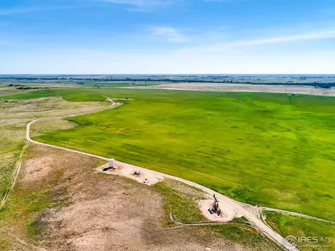 2707 S County Road 129, Bennett, CO 80102 photo 4