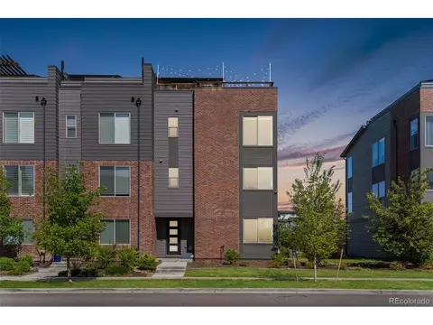 2522 N Moline St, Aurora, CO 80010