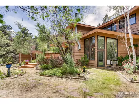 142 Granite Dr, Boulder, CO 80302 photo 2