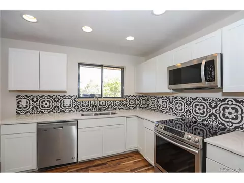 15403 E 8th Ave, Aurora, CO 80011 photo 9