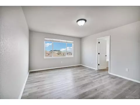 1533 Wavecrest Dr, Windsor, CO 80550 photo 40