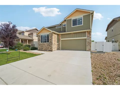 1533 Wavecrest Dr, Windsor, CO 80550 photo 2