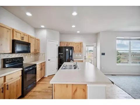 1533 Wavecrest Dr, Windsor, CO 80550 photo 25