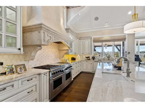 9042 E Vassar Ave, Denver, CO 80231 photo 19