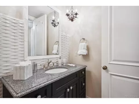 9042 E Vassar Ave, Denver, CO 80231 photo 40