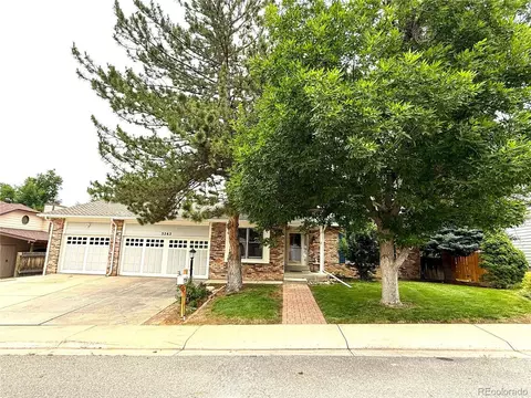 3262 S Salida Way, Aurora, CO 80013