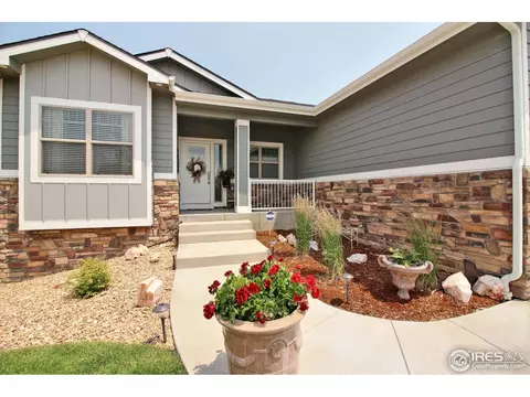 412 Deville Dr, Greeley, CO 80634 photo 2