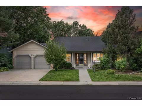 5749 S Lansing Way, Englewood, CO 80111