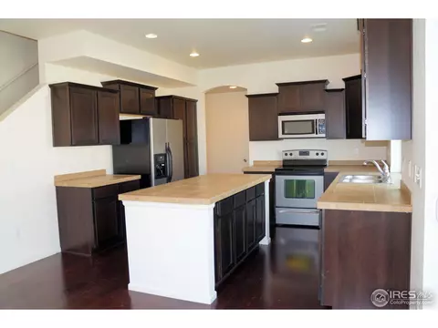 5570 Killarney St, Denver, CO 80249 photo 1