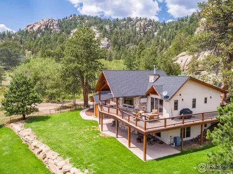 1717 Devils Gulch Rd, Estes Park, CO 80517 photo 3
