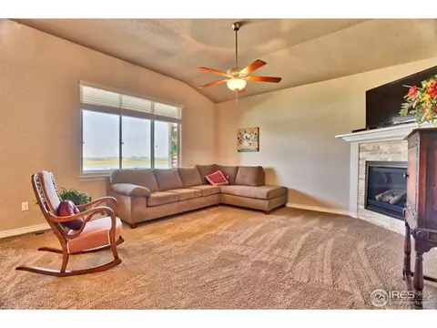 5629 Waverley Ave, Firestone, CO 80504 photo 4
