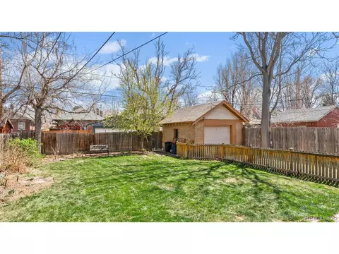 2360 Grape St, Denver, CO 80207 photo 17