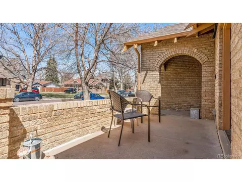2360 Grape St, Denver, CO 80207 photo 3