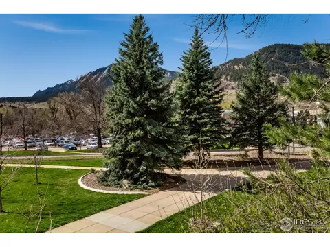 624 Pearl St #305, Boulder, CO 80302 photo 30