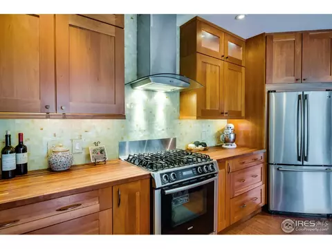 624 Pearl St #305, Boulder, CO 80302 photo 2