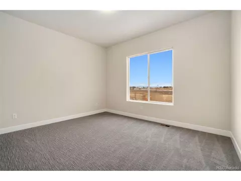 Undisclosed, Aurora, CO 80019 photo 32