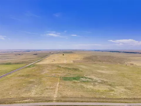 12920 Creek Side Cir, Bennett, CO 80102 photo 27
