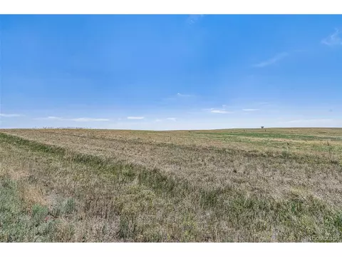 12920 Creek Side Cir, Bennett, CO 80102 photo 29