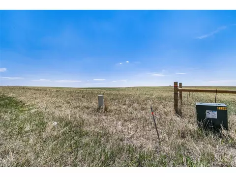 12920 Creek Side Cir, Bennett, CO 80102 photo 18