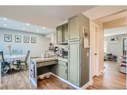 8661 E Amherst Dr #C, Denver, CO 80231 photo 4