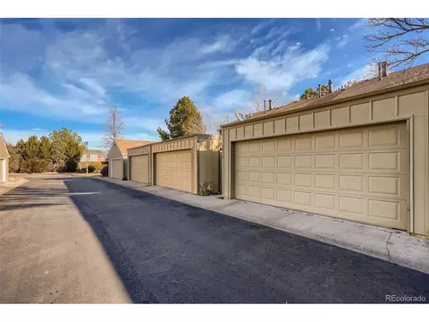 8661 E Amherst Dr #C, Denver, CO 80231 photo 26