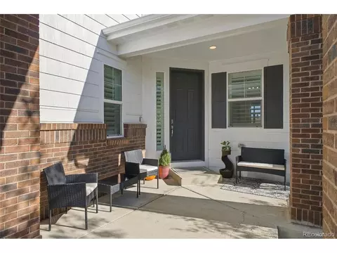 Exterior - 26826 E Irish Ave, Aurora, CO 80016 photo 2 of 7