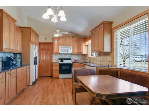 9232 Apache Rd, Longmont, CO 80504 photo 5
