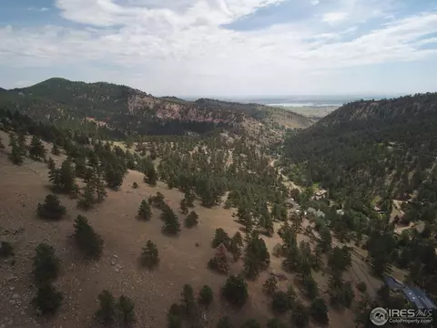 1485 Wagonwheel Gap Rd, Boulder, CO 80302 photo 2