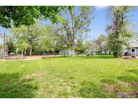 832 Gapter Rd, Boulder, CO 80303 photo 2