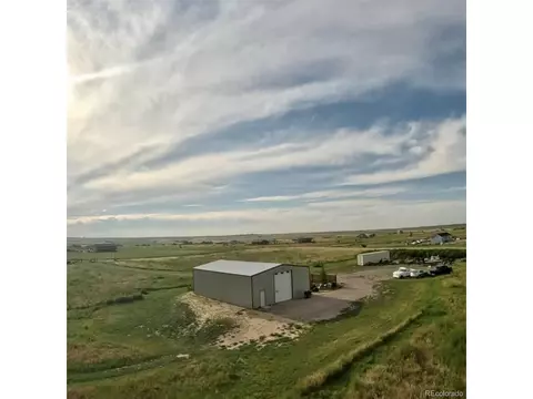 44810 Wolf Creek Dr, Bennett, CO 80102