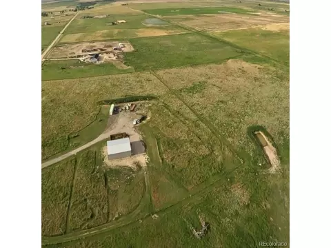 44810 Wolf Creek Dr, Bennett, CO 80102 photo 16