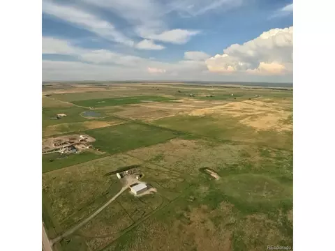 44810 Wolf Creek Dr, Bennett, CO 80102 photo 25