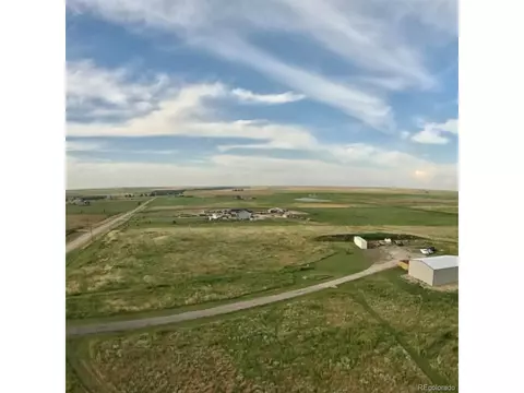 44810 Wolf Creek Dr, Bennett, CO 80102 photo 20