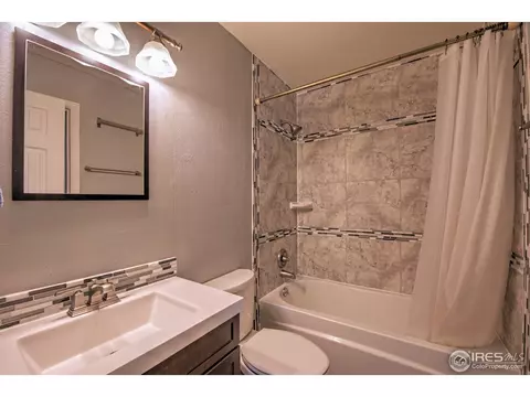 16489 Evans Ave, Aurora, CO 80013 photo 21