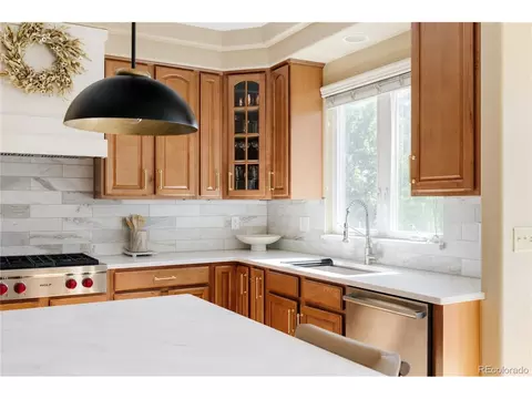 Kitchen - 6718 Taft Ct, Arvada, CO 80004 photo 4 of 6