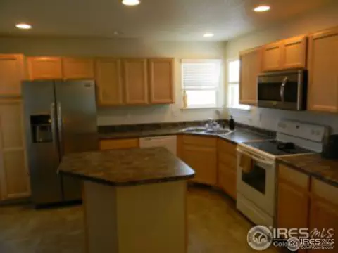 2208 77th Ave, Greeley, CO 80634 photo 4