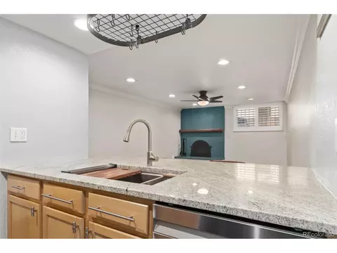 1125 Washington St #102, Denver, CO 80203