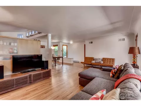 325 20th St, Boulder, CO 80302 photo 2