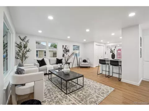 5515 Dudley Ct, Arvada, CO 80002 photo 2