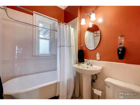 1527 Pine St, Boulder, CO 80302 photo 13