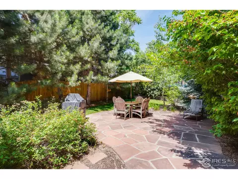 1527 Pine St, Boulder, CO 80302 photo 25