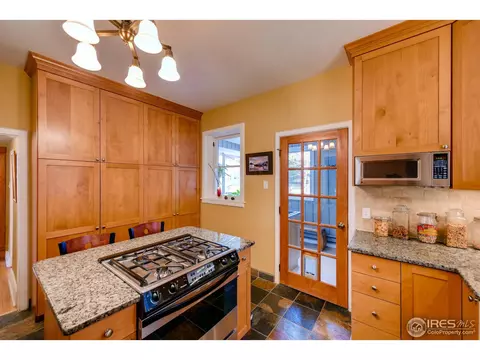 1527 Pine St, Boulder, CO 80302 photo 11