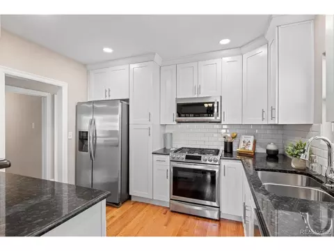 2845 Eudora St, Denver, CO 80207 photo 4