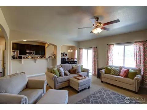 6816 Juniper Ct, Frederick, CO 80530 photo 3